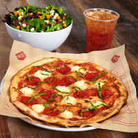 Mod Pizza food