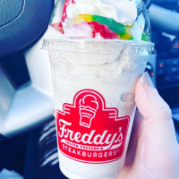 Freddy's Frozen Custard Steakburgers food