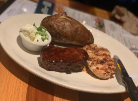 Bj's Brewhouse food