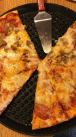 Bear Lake Pizza Co food