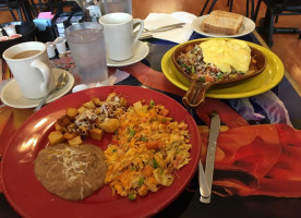 Linda's Mexican American food