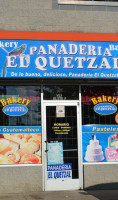 Panaderia El Quetzal outside