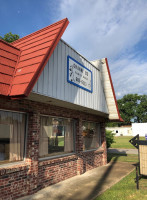 Granny B's Family Diner food