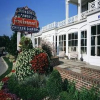 Zehnder's of Frankenmuth outside