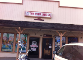 The Pour House food