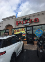 Pino's Pizza Of Deer Park food