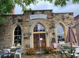 Mountain City Coffeehouse Creamery inside