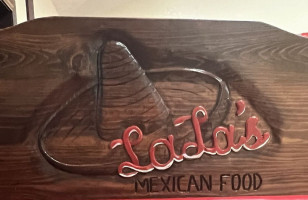 Lala's Mexican Food outside