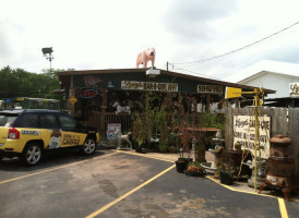 Larry's -b-q outside