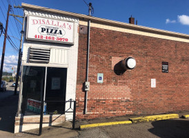 Disalla's Pizza Munhall outside