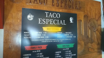 Taco Especial menu