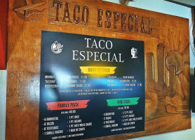 Taco Especial menu