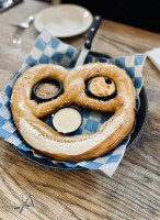 Hofbräuhaus Pittsburgh food