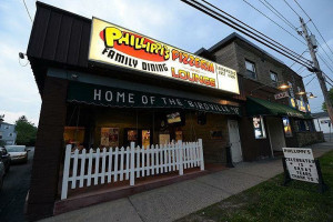 Phillippis Family Dining Pizzeria food