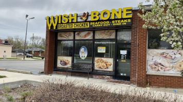 Wishbone Broasted Chicken outside