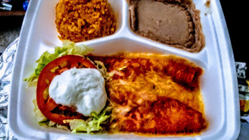 Micas Taqueria food