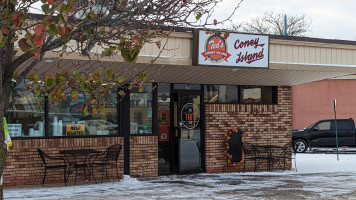 Ted's Coney Island outside