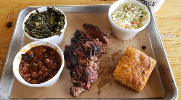 4 Rivers Smokehouse food