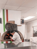 Frankstown Wood-fired Pizza food