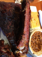 Mickey Pigg's Bbq food