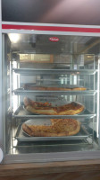 Anthony's Pizza (inside Bp Gas Station) food