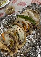 Tacos El Primo food