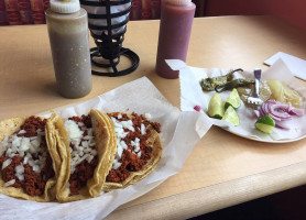 Tacos El Cuñado food