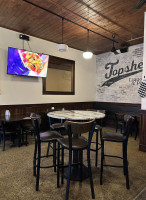 Topshelf Liquor Pizza inside