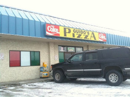 Quido's Pizza food