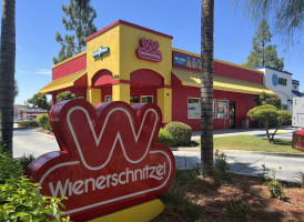 Wienerschnitzel food