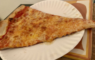 Angelo's Pizzeria food