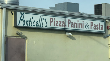 Ponticelli Pizzeria food