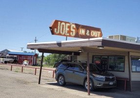 Joe's In And Out outside