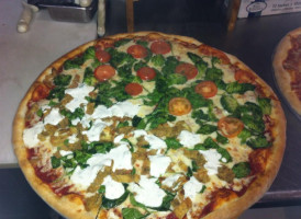 Pleasant Ridge Pizzeria food