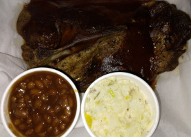 Charlotte's Rib Barbecue food