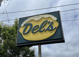 Del's Lemonade food