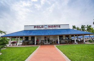 Polo Norte Coral Way outside