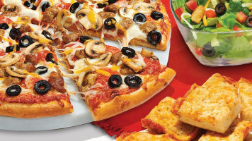 Papa Murphy 's Take 'n ' Bake Pizza food