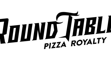 Round Table Pizza outside