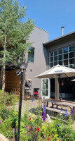 Snake River Brewing Co. outside