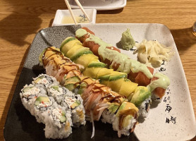 Chunmi Sushi food