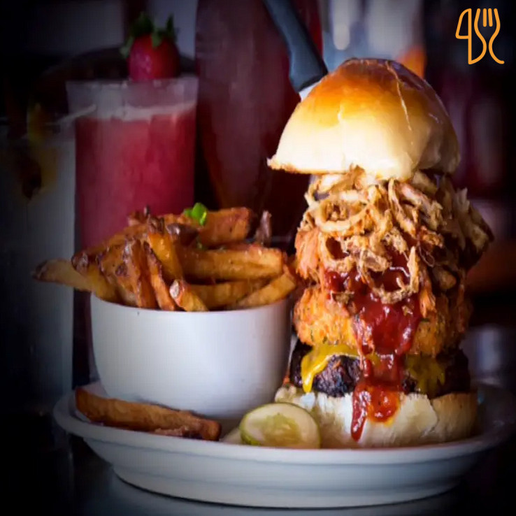 Clutch Kitchen & Sports Bar