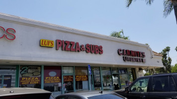 Lui's Pizza Subs outside