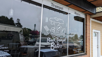 Black Trumpet Bistro outside