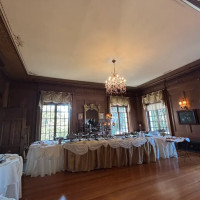 Grand Island Mansion inside