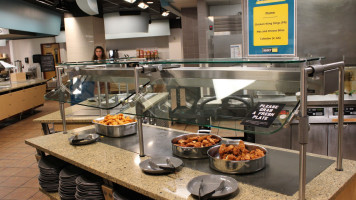 Wadsworth Dining Hall food