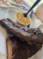 Adam's Smokehouse food