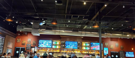 Bj's Brewhouse food