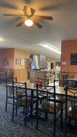 M K's Pizza Hub inside