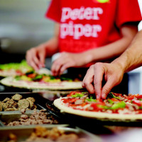 Peter Piper Pizza food